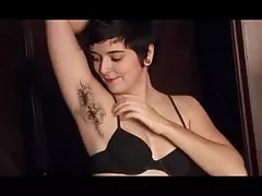 Babe sexy lông pussy cuộc đàm phán về mái tóc cơ thể tuyệt vời của mình