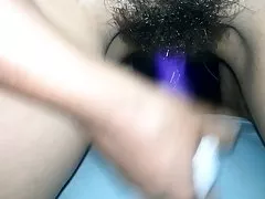 Squirting với đồ chơi yêu thích của tôi...