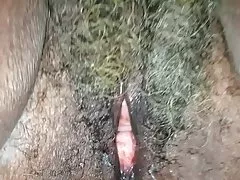 Oh sheila!  62 tuổi granny màu đen với màu xám pussy ẩm ướt