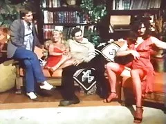 Cuối cùng slut trang điểm cho buổi tối khiêm tốn orgy