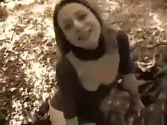 Ngoài trời bắn súng biến thành blowjob