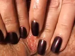 Chụp gần rub và đùa giỡn của lông pussy