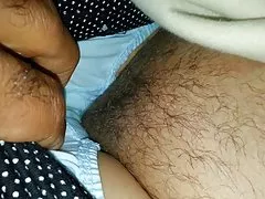 Sneak trên pussy vợ của tôi